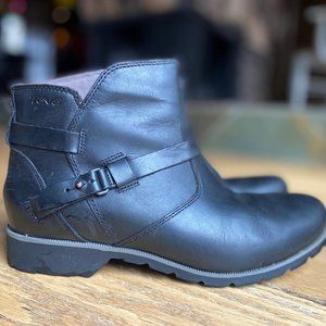 Teva De La Vina Ankle Boots - Women's